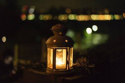 Indoor Outdoor Candle Lanterns: Lighting Up Various Styles of Homes